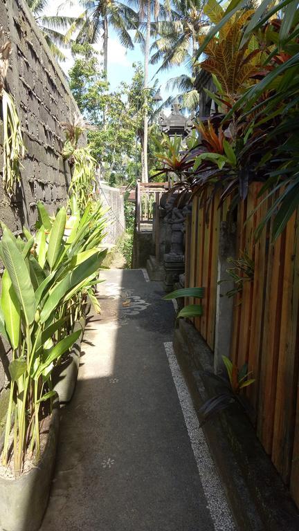 Uma Loris Ubud Екстериор снимка